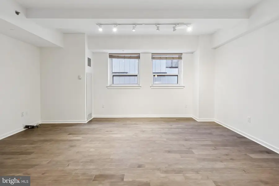 1425 Locust St #3a, Philadelphia, PA 19102 - Image #3