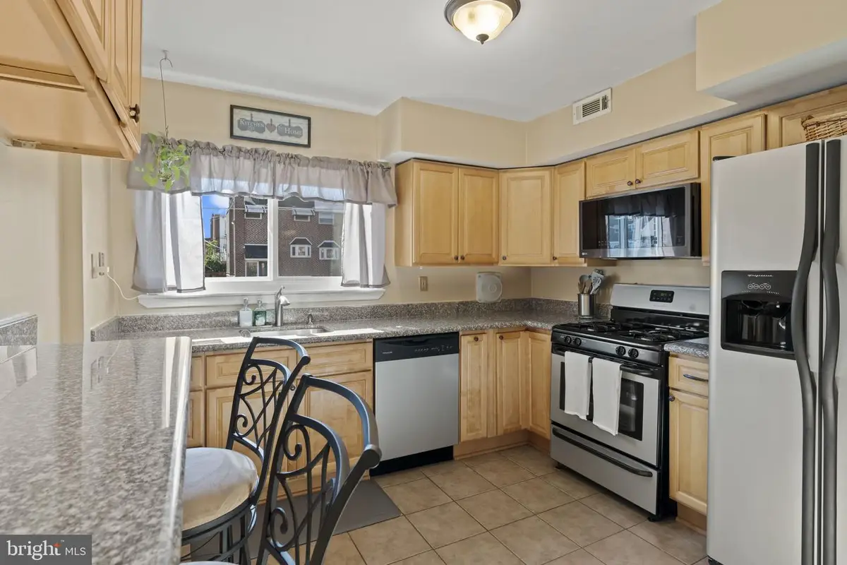3581 Nottingham Ln, Philadelphia, PA 19114 - Image #1