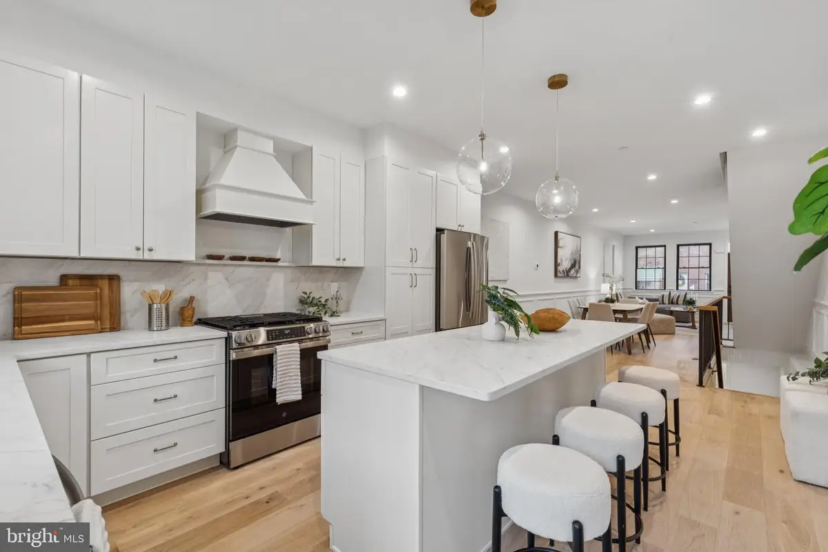 2016 Morris St, Philadelphia, PA 19145 - Image #1