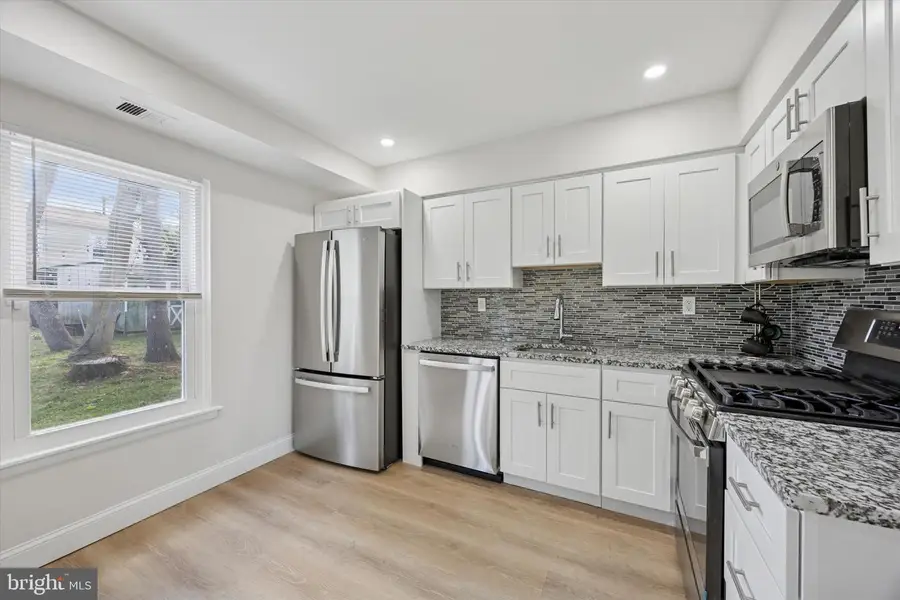 8210 Buist Ave, Philadelphia, PA 19153 - Image #3