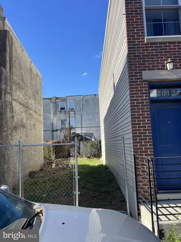 2010 N Darien St, PHILADELPHIA, PA 19122