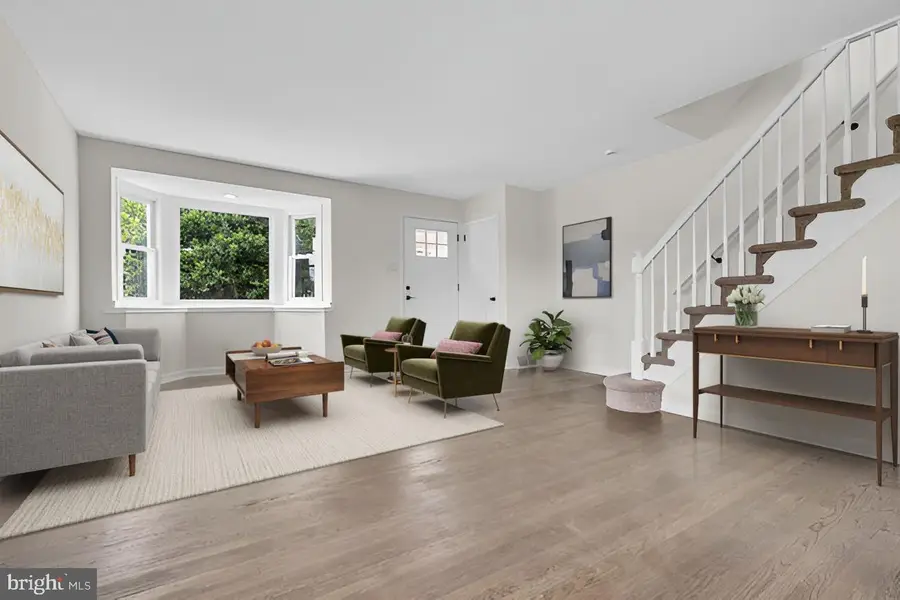 1300 E Sharpnack St, Philadelphia, PA 19150 - Image #2