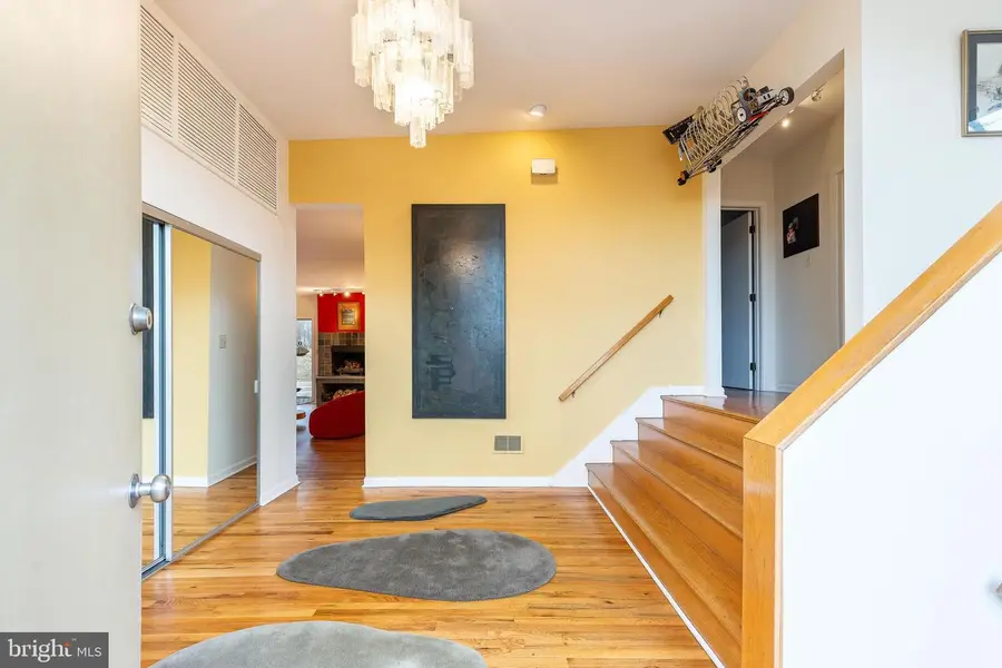 104 E Bells Mill Rd, Philadelphia, PA 19118 - Image #2