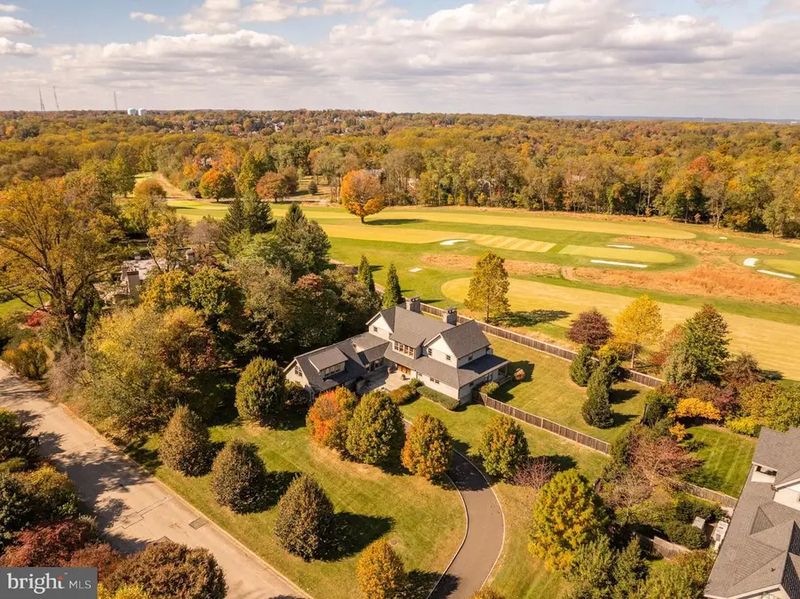 609 Saint Andrews Road, Philadelphia, PA 19118 - Image #2