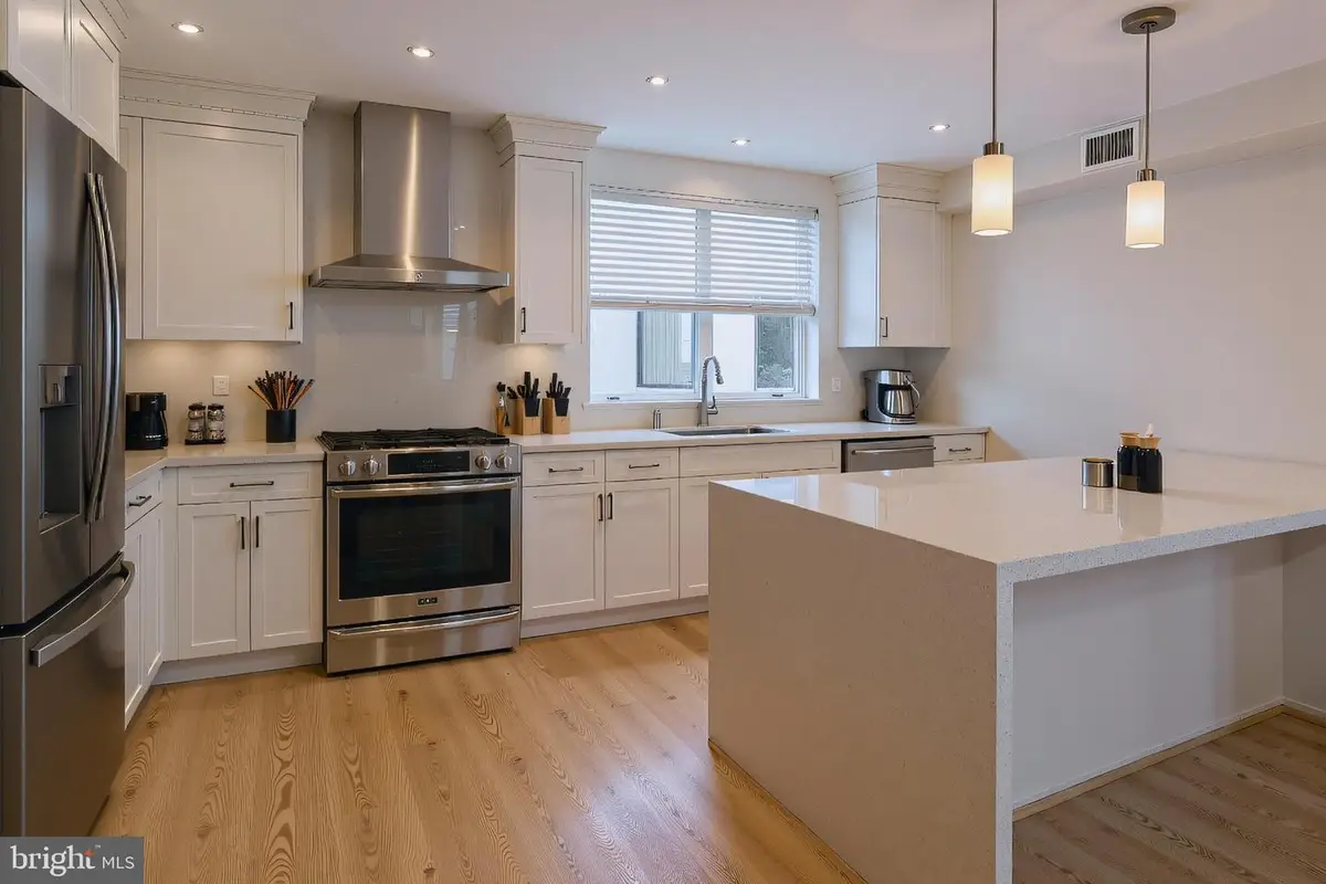 1344 S Woodstock St, Philadelphia, PA 19146 - Image #1