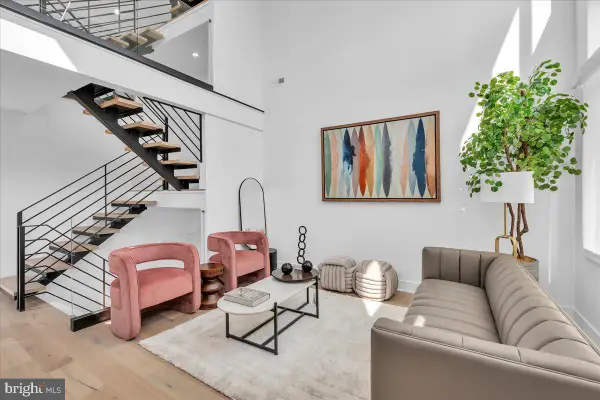 2618 E Hagert St, PHILADELPHIA, PA 19125