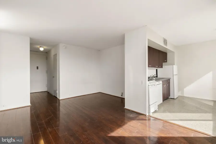1326-42 Spruce St #1502, Philadelphia, PA 19107 - Image #3