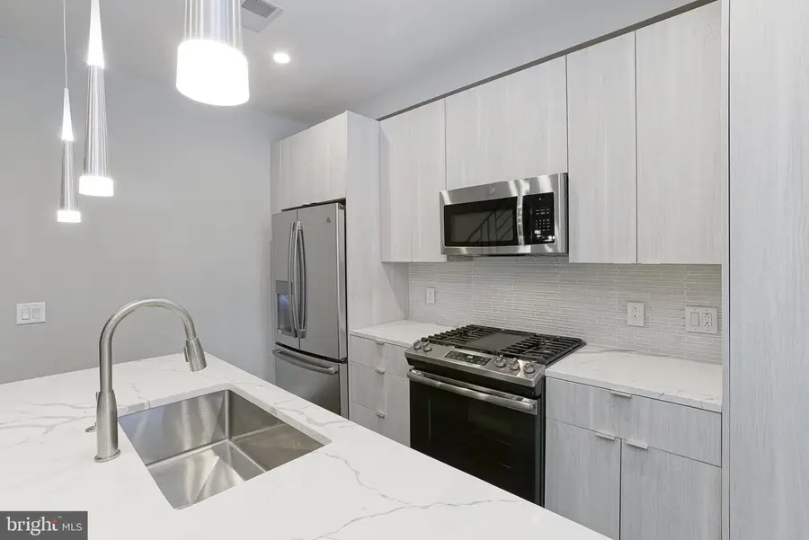 1630 Cambridge St #b, Philadelphia, PA 19130 - Image #3