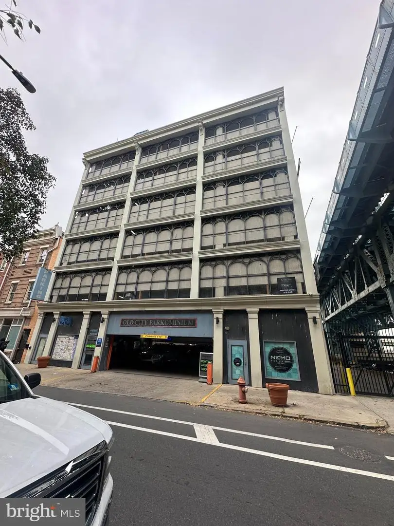 231-235 N 2nd St #117, Philadelphia, PA 19106 - Image #3