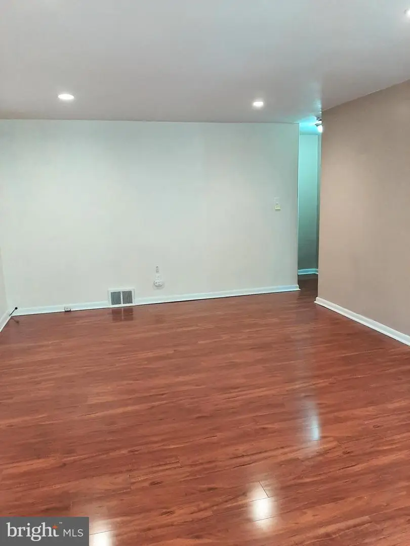 3719 Mimi Cir, Philadelphia, PA 19131 - Image #3