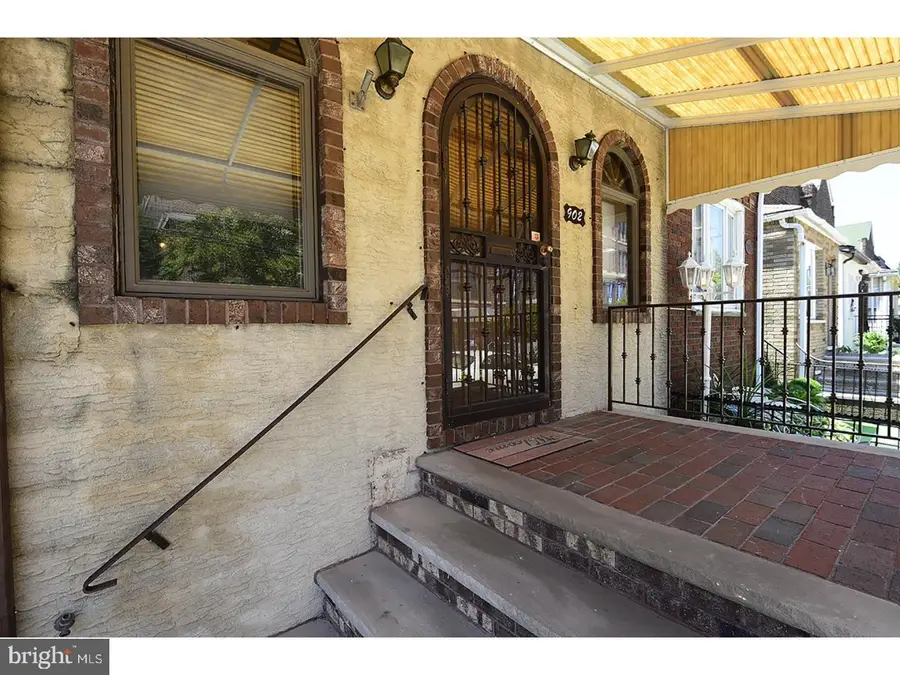 902 Johnston St, Philadelphia, PA 19148 - Image #2