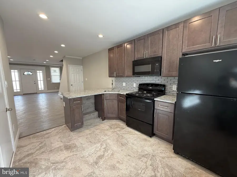 430 Fern St, Philadelphia, PA 19120 - Image #2