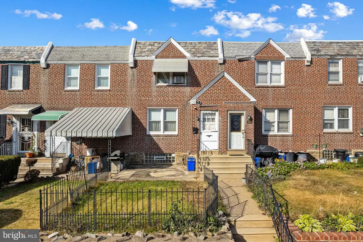 6208 Shelbourne St, Philadelphia, PA 19111 - Image #1