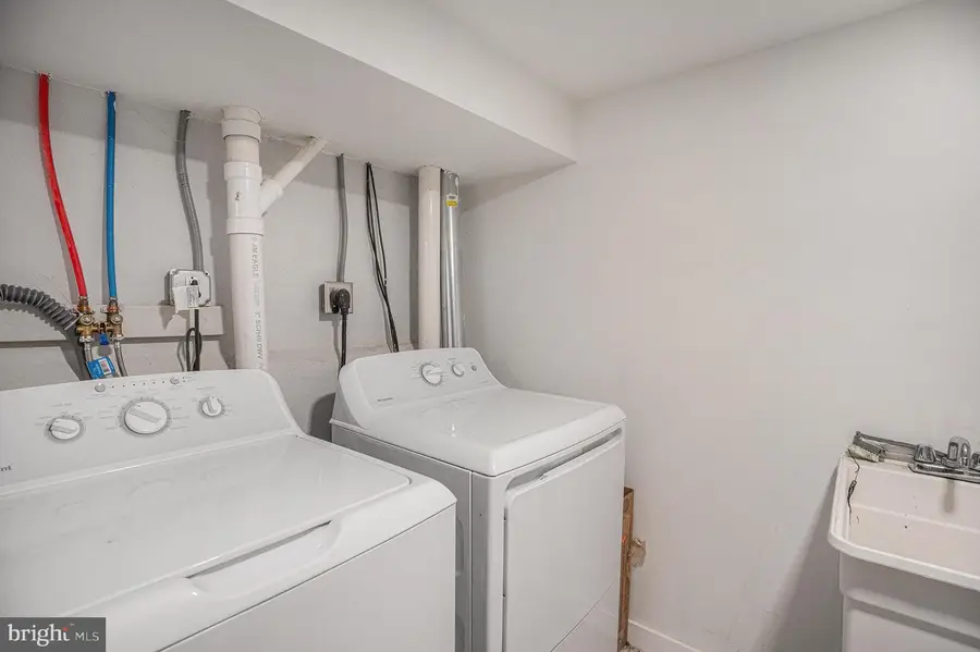 1831 Point Breeze Ave, Philadelphia, PA 19145 - Image #3