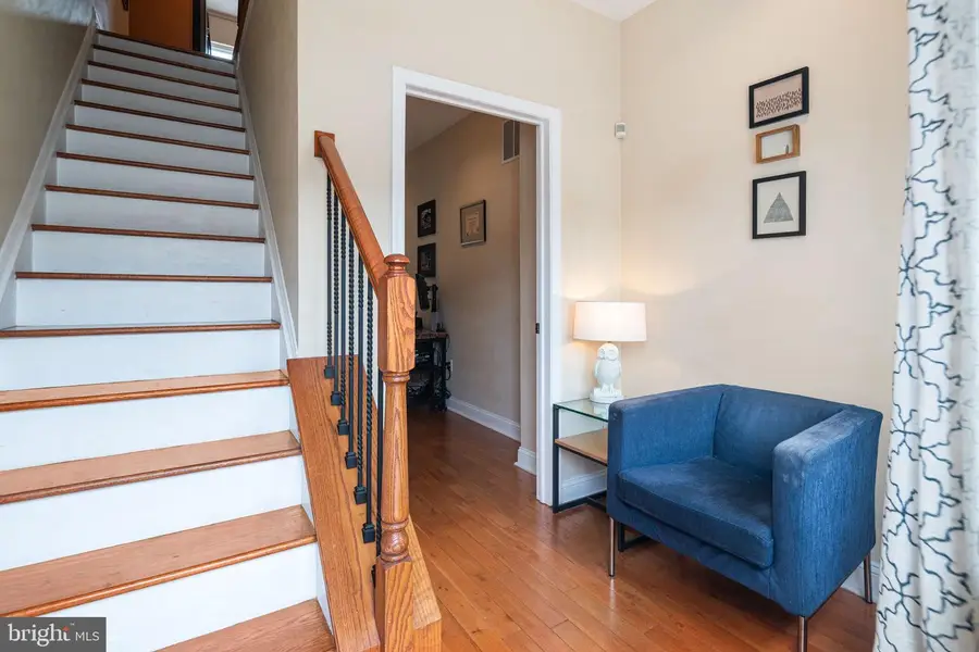 1112 S Alder St, Philadelphia, PA 19147 - Image #2