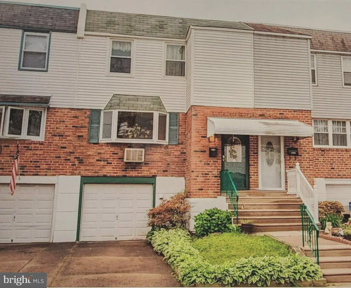 11731 Dimarco Dr, Philadelphia, PA 19154 - Image #1