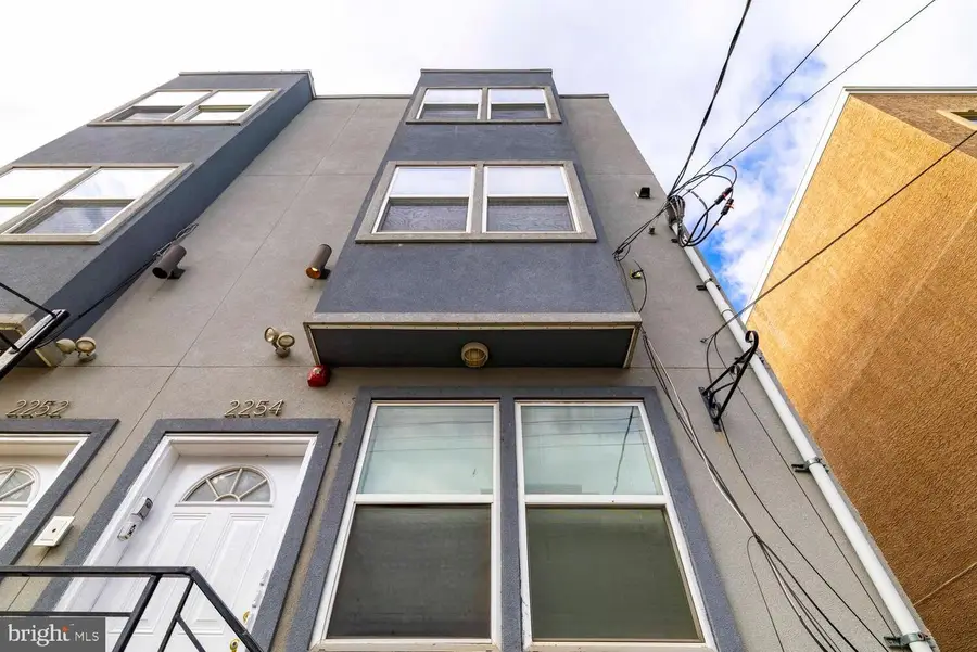2254 N 12th St, Philadelphia, PA 19133 - Image #2