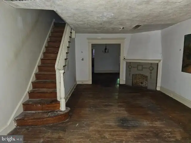 6253 Morton St, Philadelphia, PA 19144 - Image #2