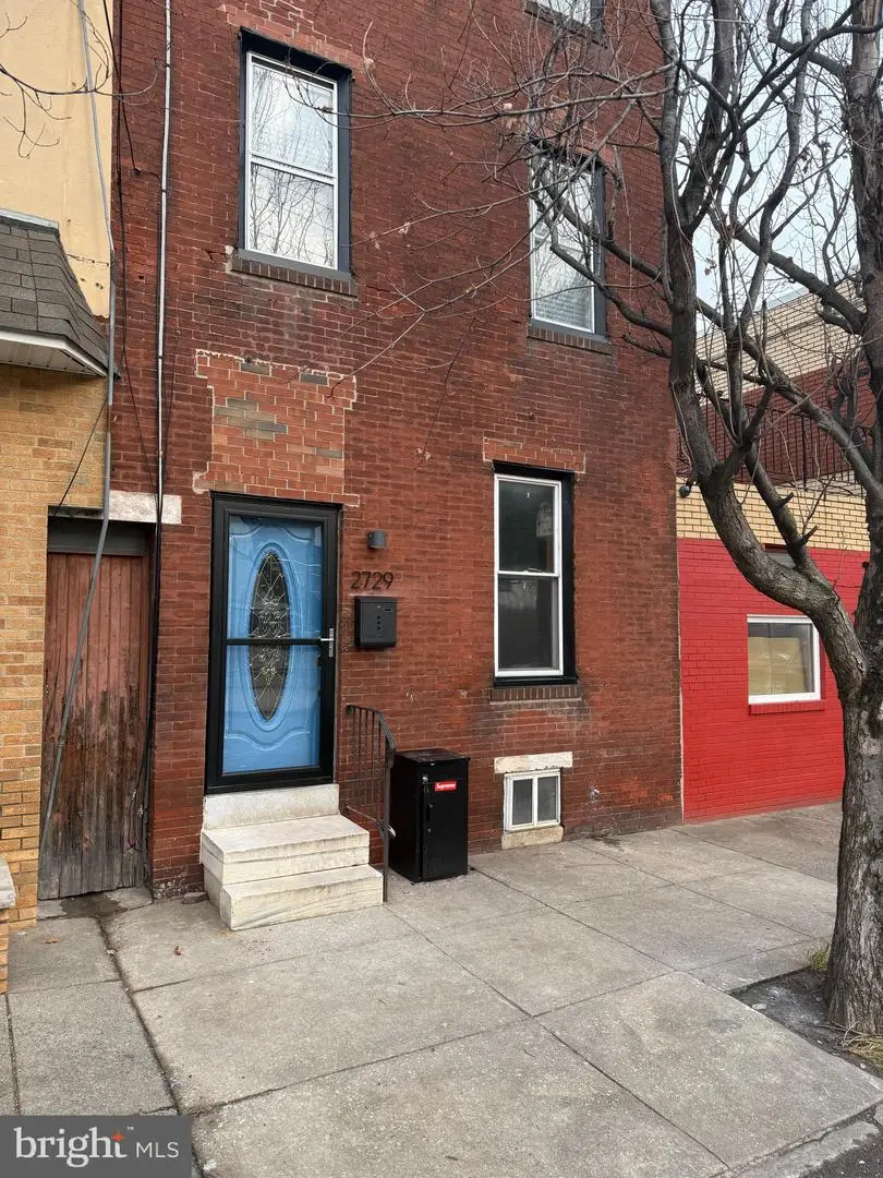 2729 E Cambria St, Philadelphia, PA 19134 - Image #2