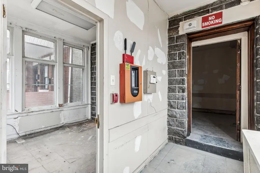 701 N 63rd St, Philadelphia, PA 19151 - Image #3