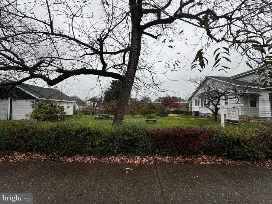 8010 Summerdale Ave, Philadelphia, PA 19152 - Image #2