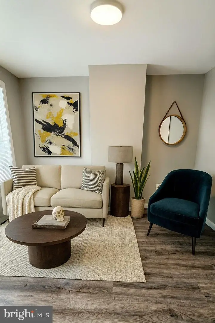 2528 Collins St, Philadelphia, PA 19125 - Image #1