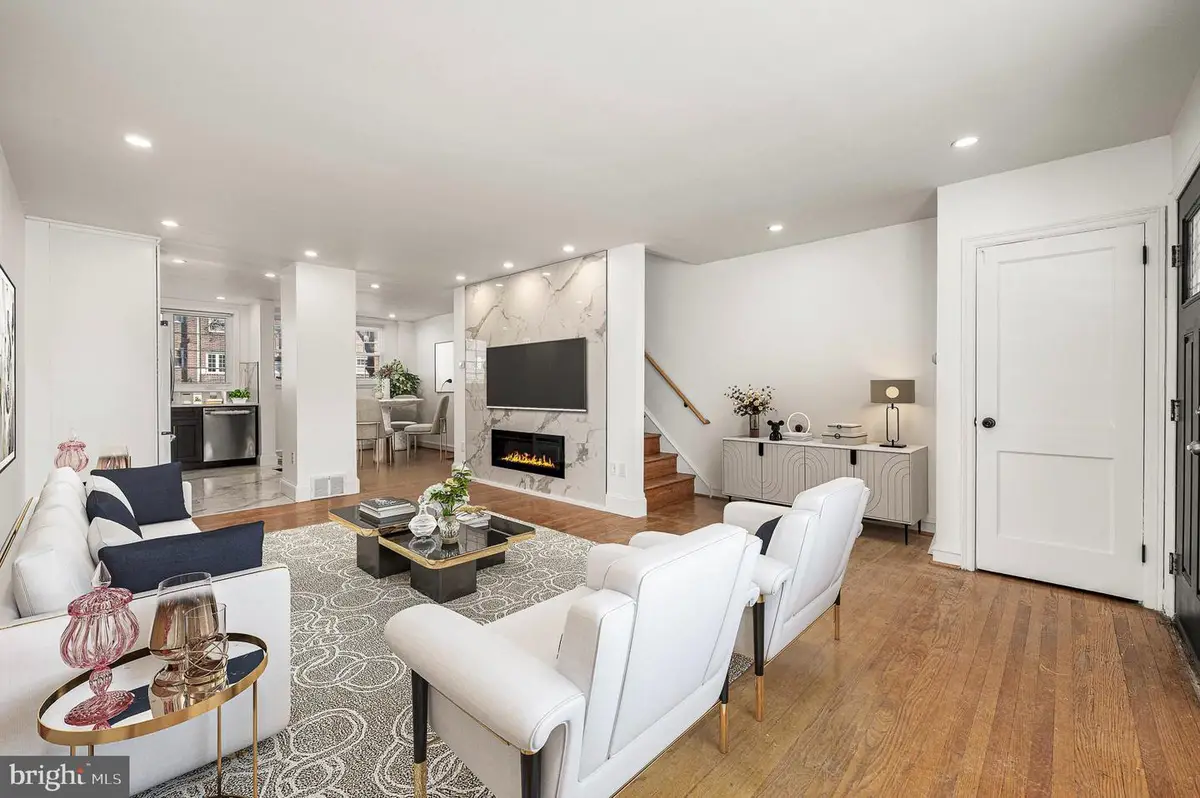 7823 Forrest Ave, Philadelphia, PA 19150 - Image #1