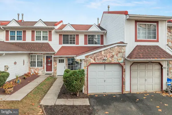 4445 Ernie Davis Cir, PHILADELPHIA, PA 19154