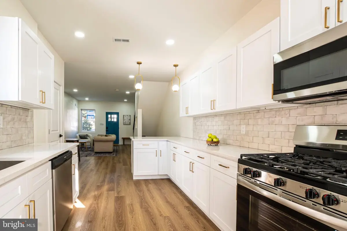 7230 Briar Rd, Philadelphia, PA 19138 - Image #1