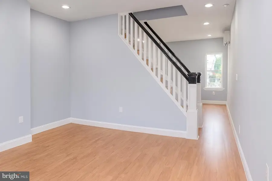 6774 Marsden St, Philadelphia, PA 19135 - Image #2