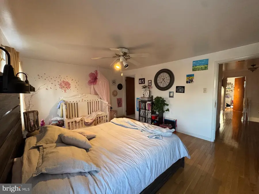 518 Parlin St, Philadelphia, PA 19116 - Image #2