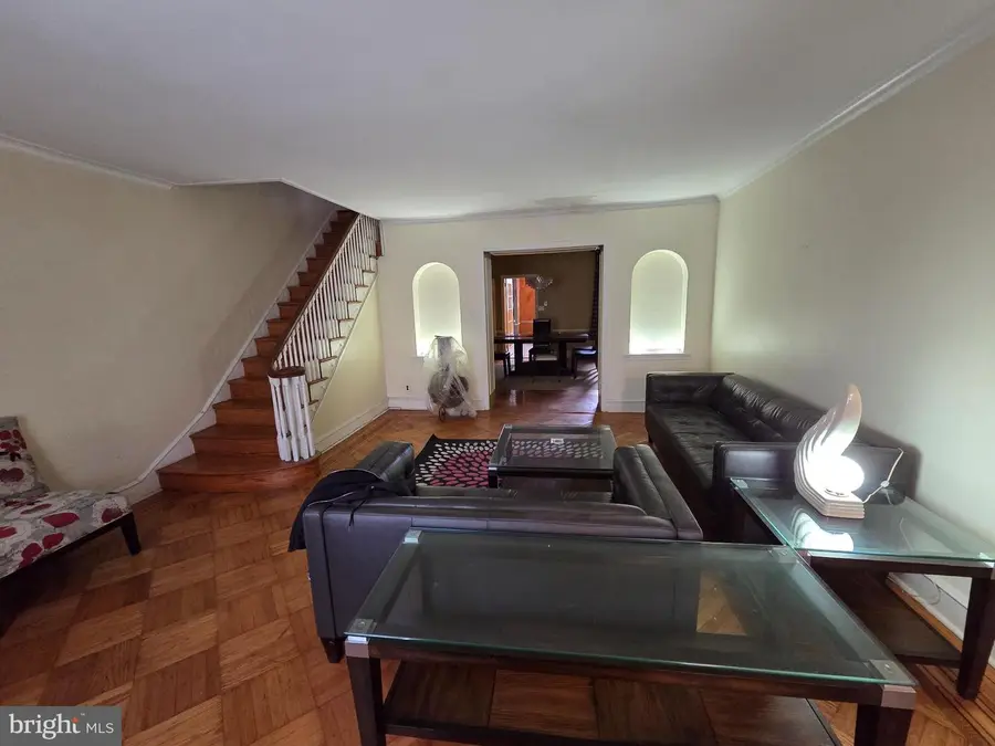 1633 Conlyn St, Philadelphia, PA 19141 - Image #2