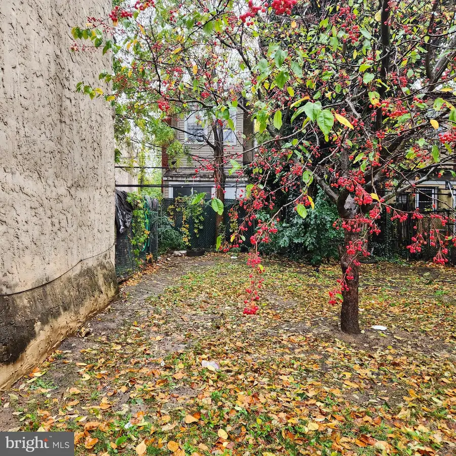 2343 N Fawn St, Philadelphia, PA 19133 - Image #3