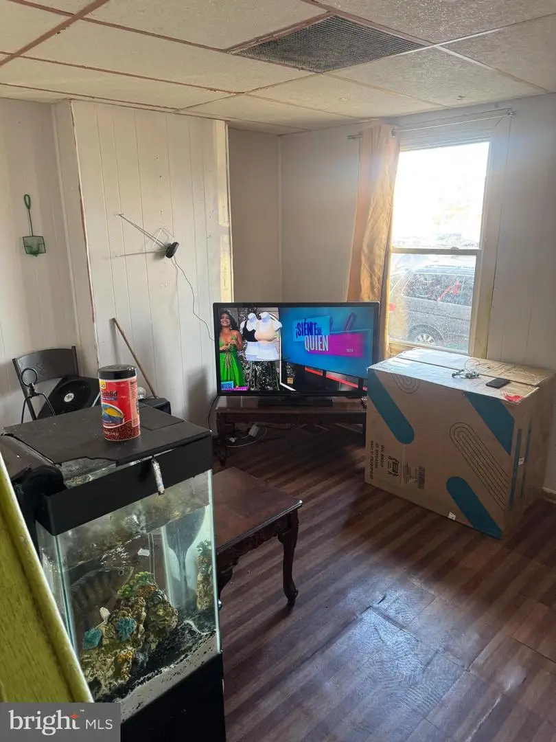 2808 N Leithgow St, Philadelphia, PA 19133 - Image #3