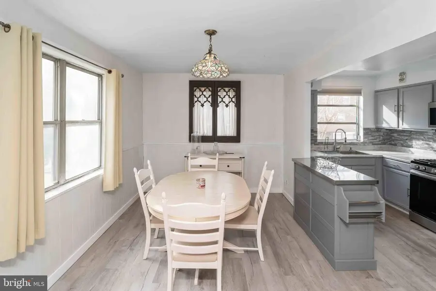 1130 Fanshawe St, Philadelphia, PA 19111 - Image #2