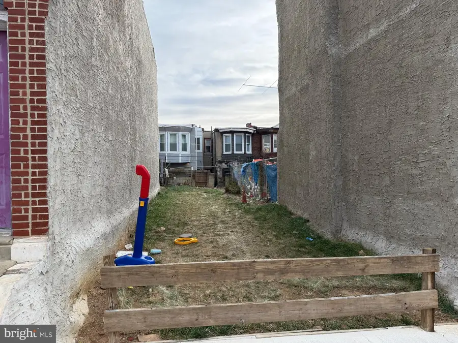 1219 N 25th St, Philadelphia, PA 19121 - Image #2