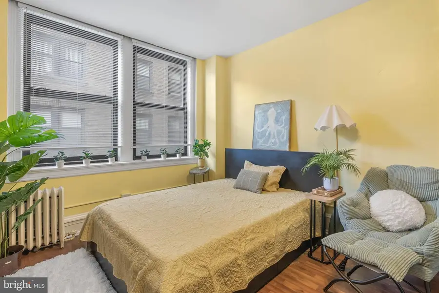 1324 Locust St #703, Philadelphia, PA 19107 - Image #3