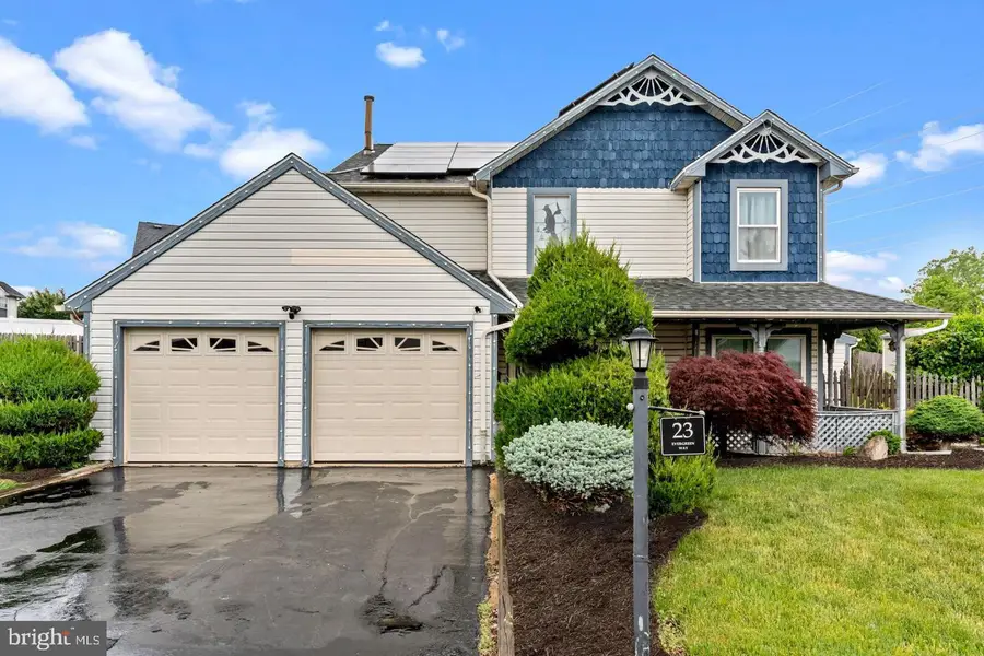 23 Evergreen Way, Philadelphia, PA 19115 - Image #2