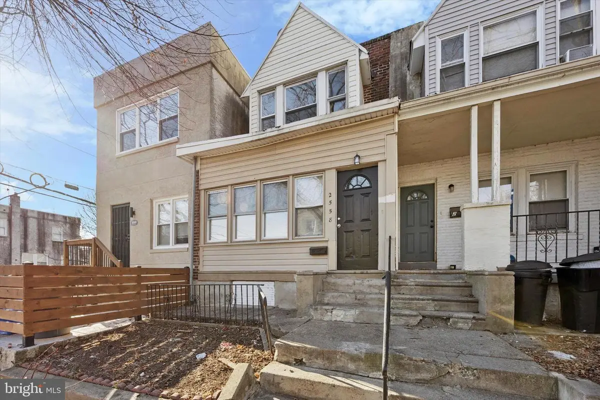 2558 S Dewey St, Philadelphia, PA 19142 - Image #1