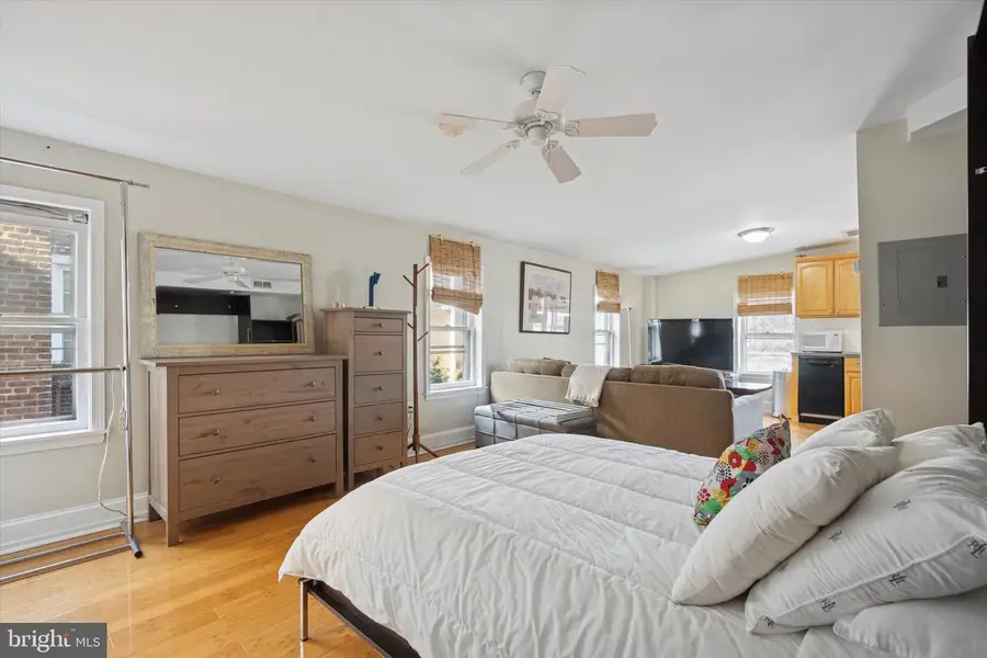 2019-00 Spring Garden St #3r, Philadelphia, PA 19130 - Image #2