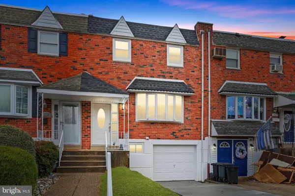 12827 Elnora Rd, PHILADELPHIA, PA 19154