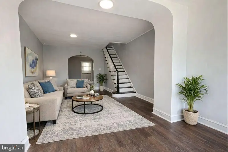 1729 S Edgewood St, Philadelphia, PA 19142 - Image #2