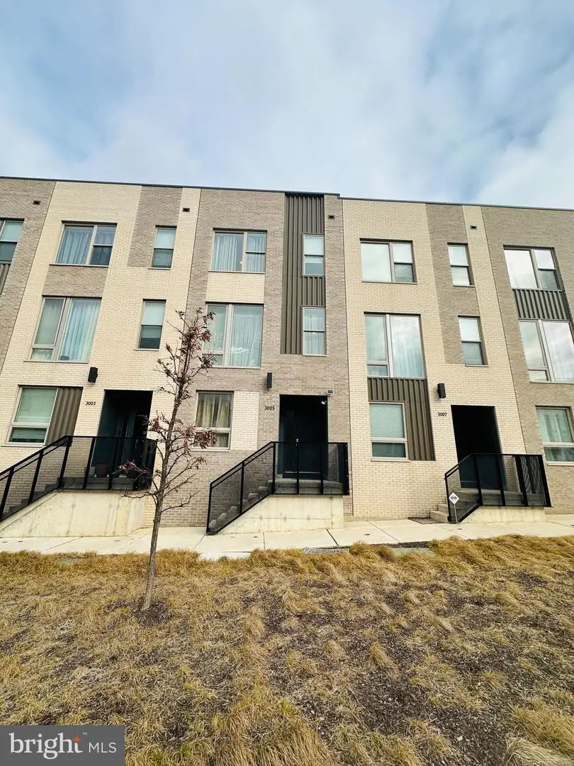 3005 Schirra Ln, Philadelphia, PA 19125 - Image #1