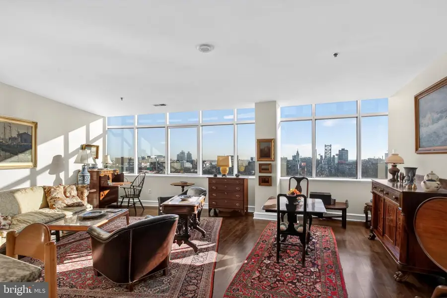 201-59 N 8th St #713, Philadelphia, PA 19106 - Image #2