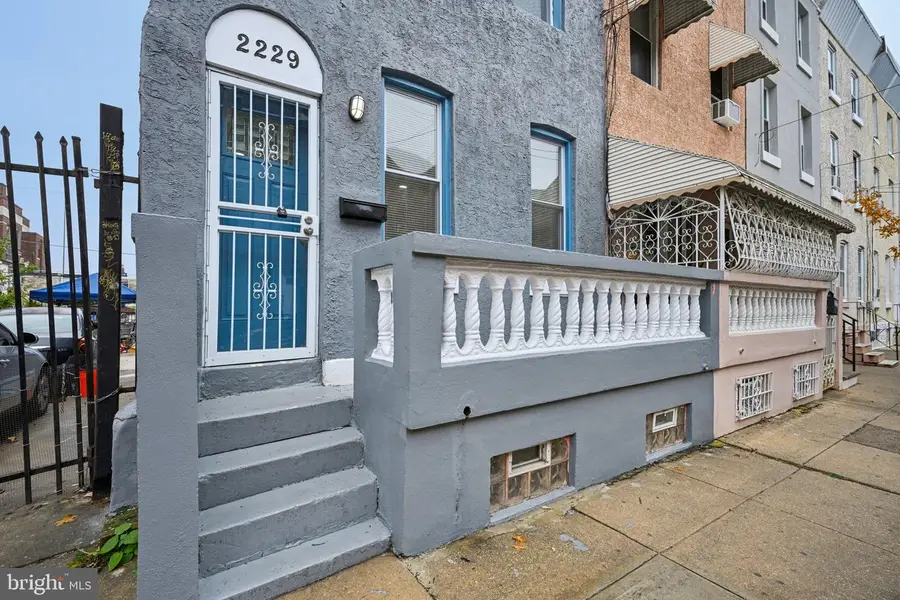 2229 N Hancock St, Philadelphia, PA 19133 - Image #2