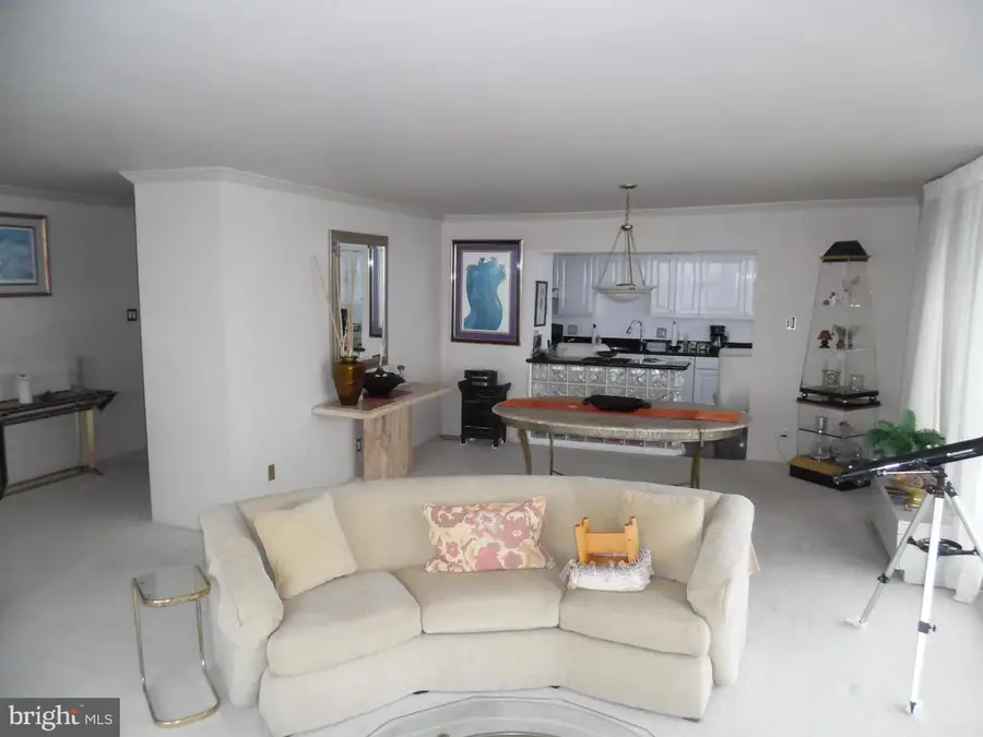 3900 Ford Rd #16e, Philadelphia, PA 19131 - Image #3