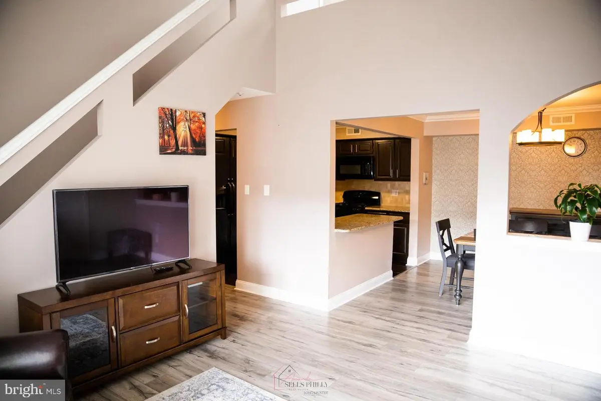 27 Bonnie Gellman Ct #b27, Philadelphia, PA 19114 - Image #1