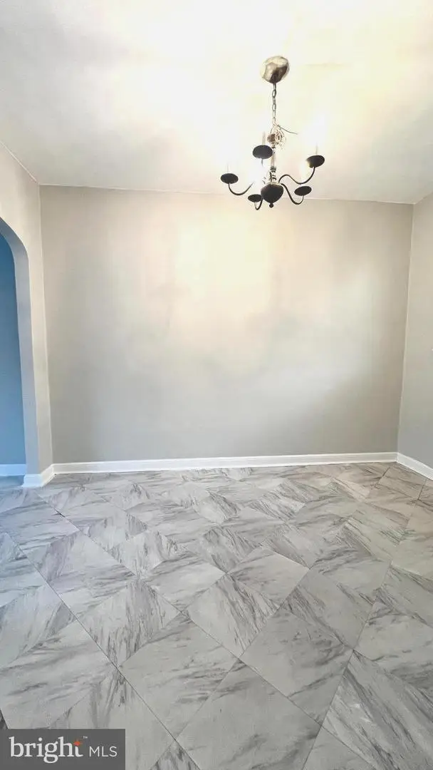 648 E Raymond St, Philadelphia, PA 19120 - Image #2