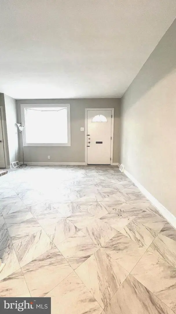 648 E Raymond St, Philadelphia, PA 19120 - Image #3