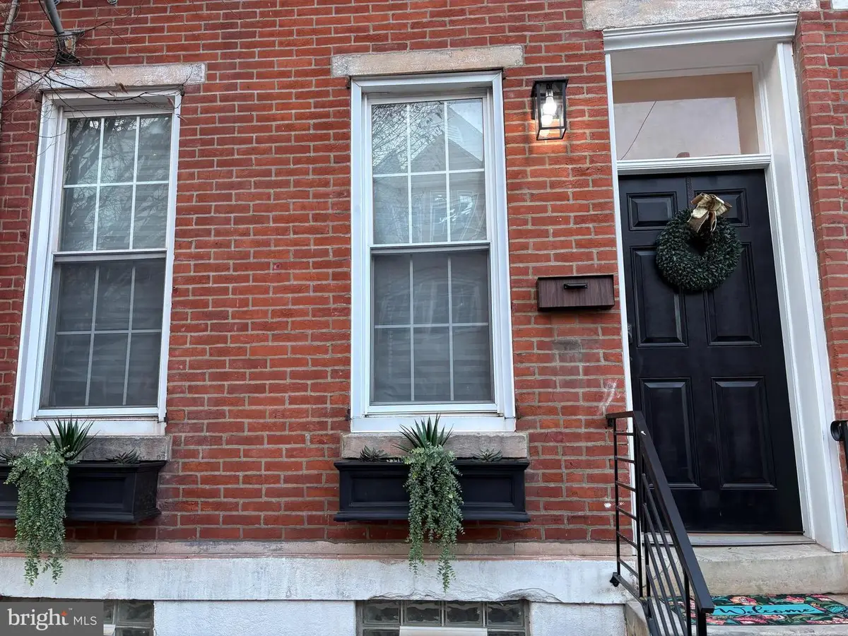 1931 Parrish St, Philadelphia, PA 19130 - Image #1